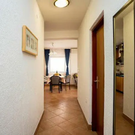 Apartament Maui Malinska
