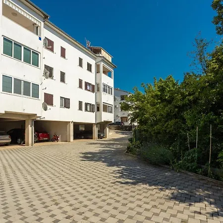 Apartman Maui Malinska